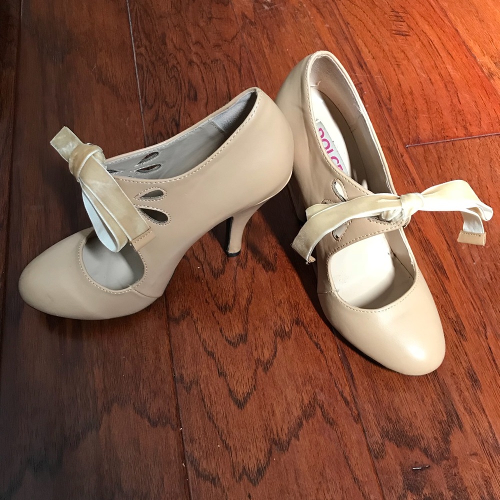 ⭐️Beautiful Cream high heels